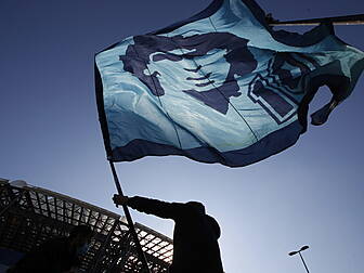Napoli president wants San Pao...